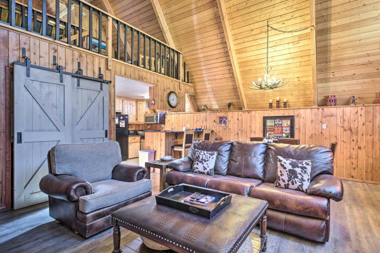 Ski-Inandski-Out Red River Cabin With Mtn Views! Exteriör bild