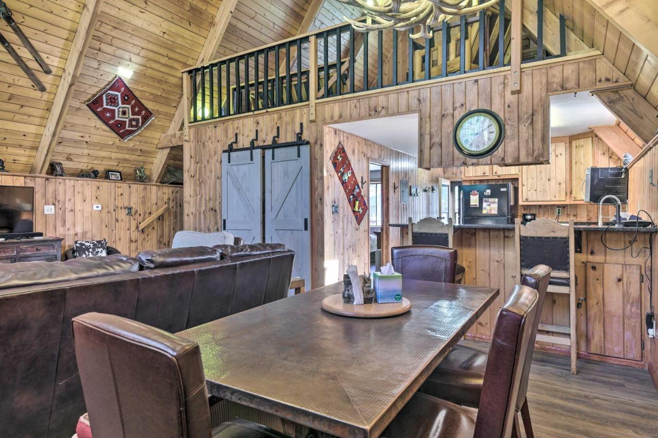 Ski-Inandski-Out Red River Cabin With Mtn Views! Exteriör bild
