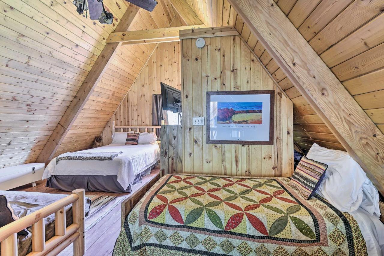Ski-Inandski-Out Red River Cabin With Mtn Views! Exteriör bild