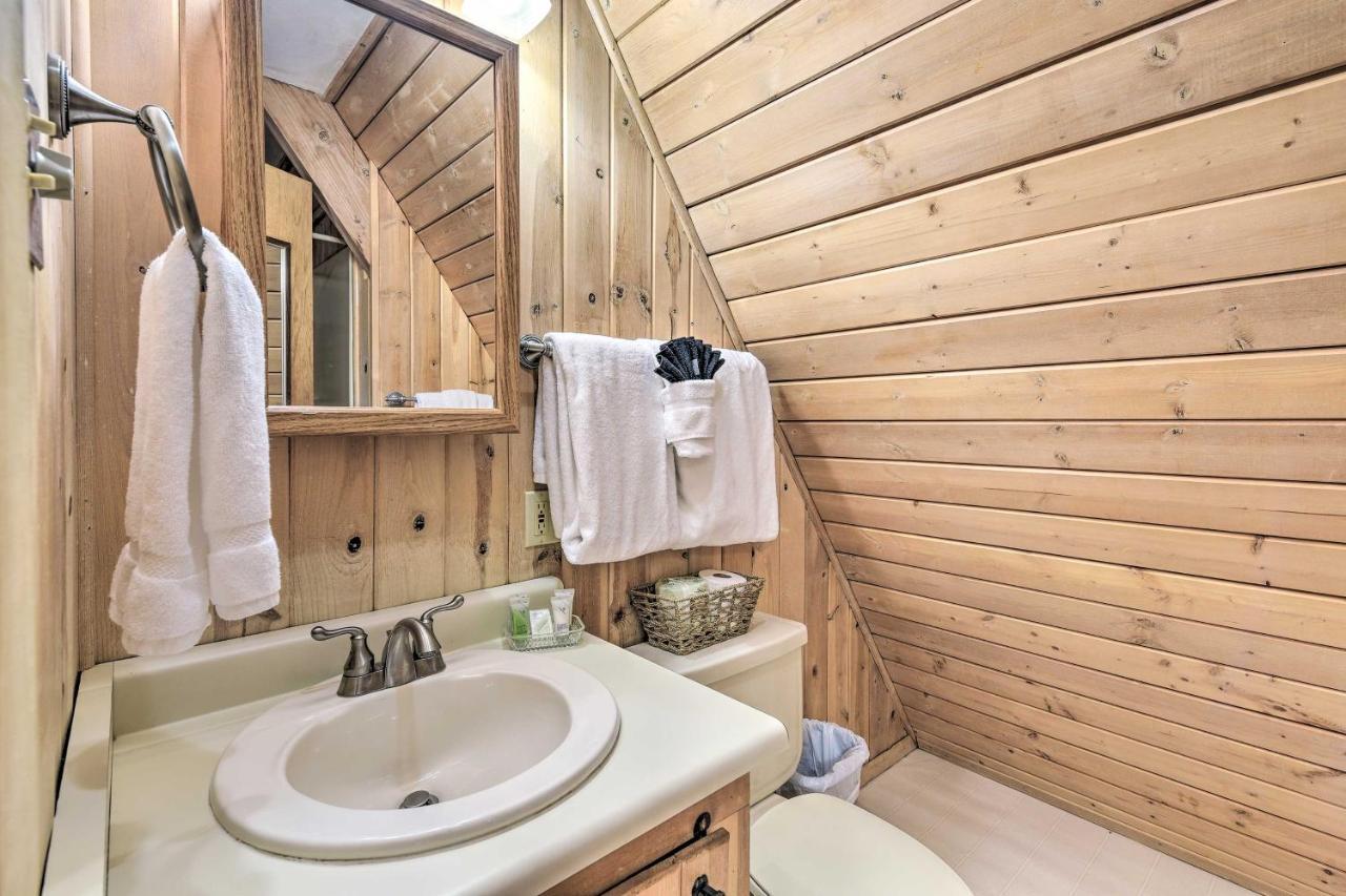 Ski-Inandski-Out Red River Cabin With Mtn Views! Exteriör bild